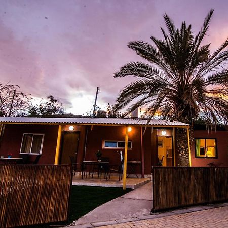 Villa Hapinukim Shel Rozi à Ein Tamar Extérieur photo